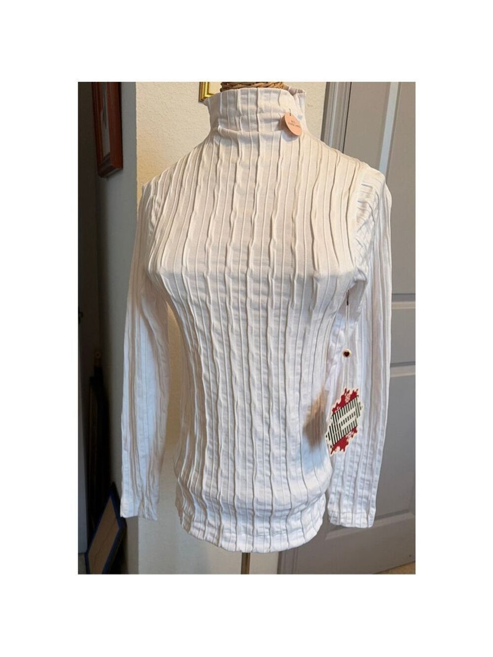 NWT Women's Bella Seamless Long Sleeve Tee M/L White #0031